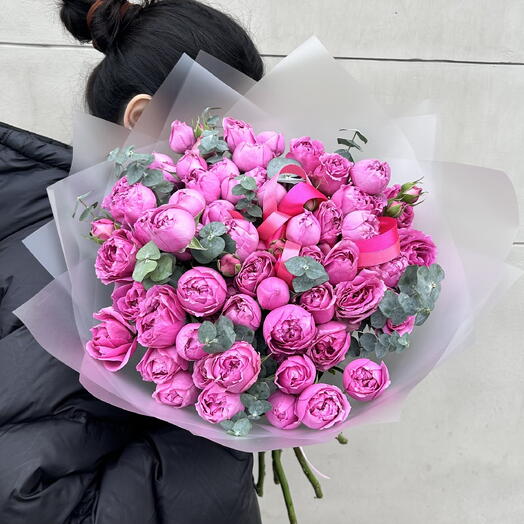 Букет Пионовидных Кустовых Роз Мисти Бабблс с эвкалиптом 💕