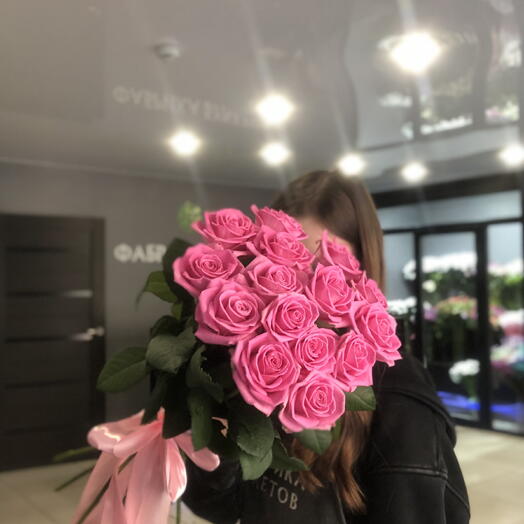 15 розовых роз 60см