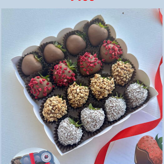 Набор из МИНИ клубничек 16 шт🍓
