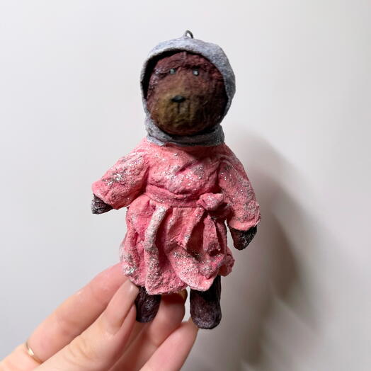 Ватная  елочная  игрушка «собачка»