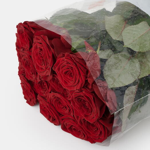 Пачка роз (15 штук) Ред Наоми, 60 см