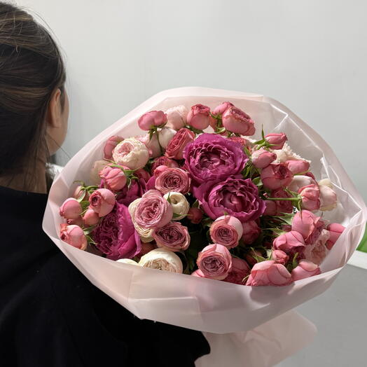 Букет микс из кустовых роз