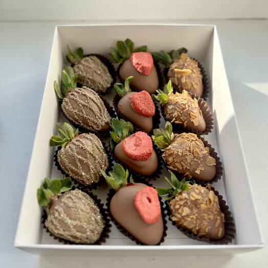 Набор из клубники в шоколаде ИЛЕКС