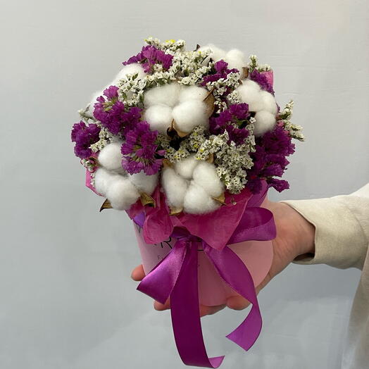 Коробочка с хлопком и статицей