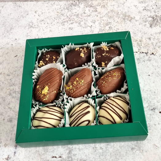 Набор сухофруктовв шоколаде,с начинкой. 9шт