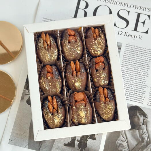 Финики в шоколаде с орехами 9шт