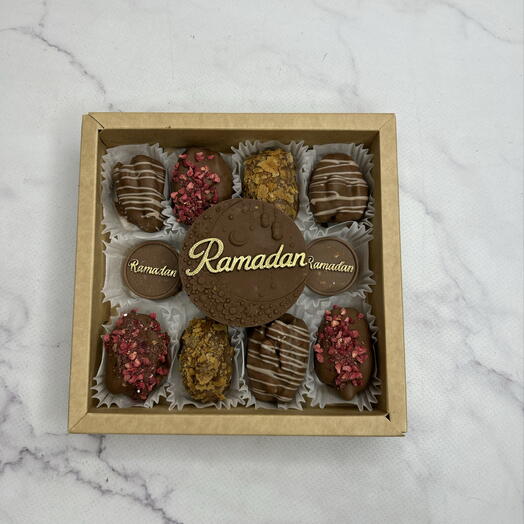 Набор финики в шоколаде ( табличку можно поменять)
