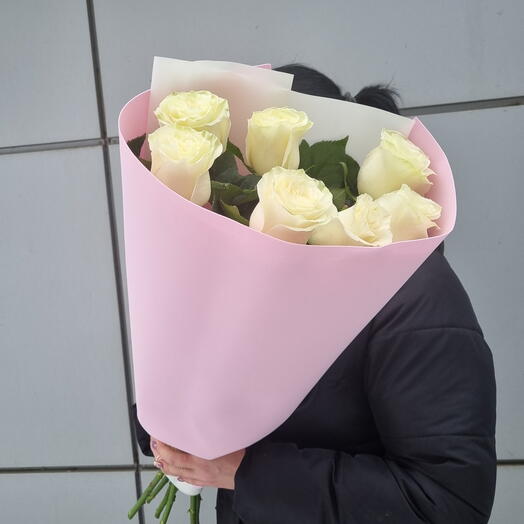 Монобукет из белых роз