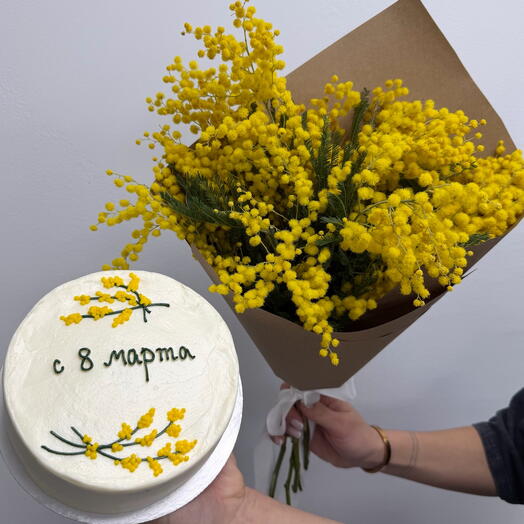 Бенто-торт и букет мимозы на 8 марта весенний набор