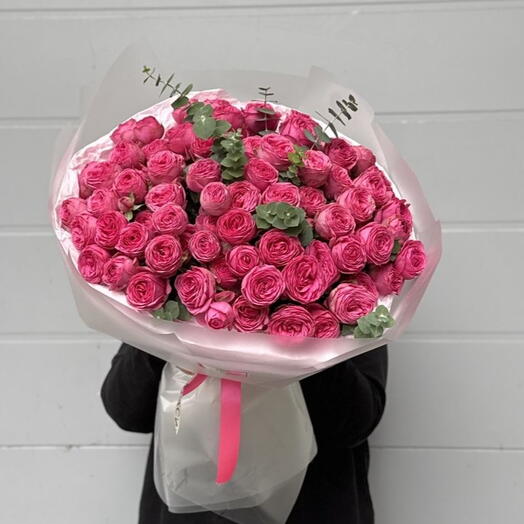 Розовые кустовые розы (21 шт)
