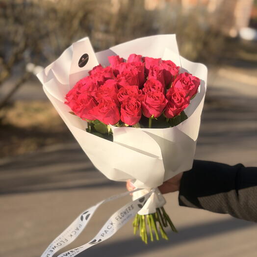 Букет из 25 розовых роз