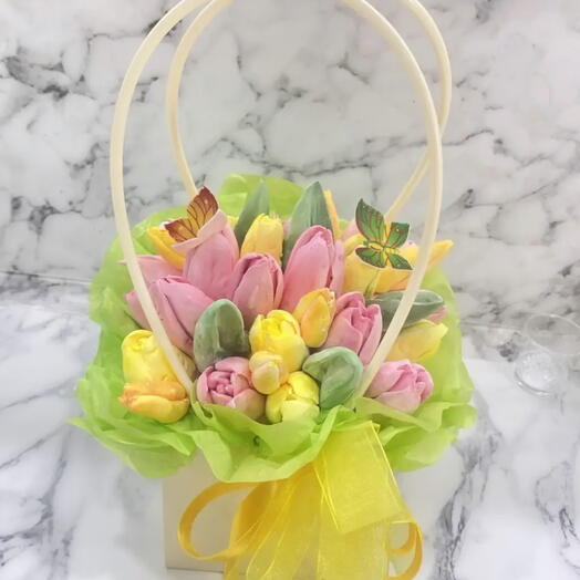 Сумочка с зефирными Тюльпанами и сахарными бабочками! Корзина, на День рождения, Девочке, Внучке, Маме, Учителю, Любимой