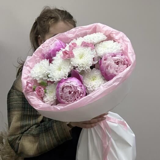Букет с пионами и хризантемой 💖