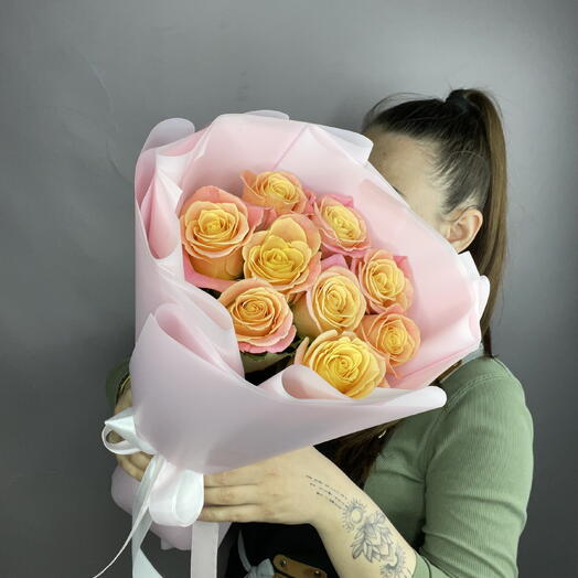 «Soft Pink» девять ярких и ароматных роз