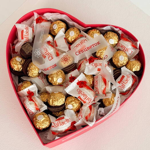 Подарочная коробка сердце Raffaello+Ferrero