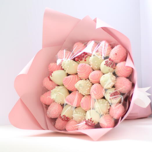 Букет из клубники в шоколаде Pink