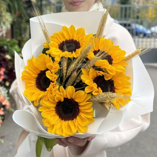 Солнечное лето с подсолнухами