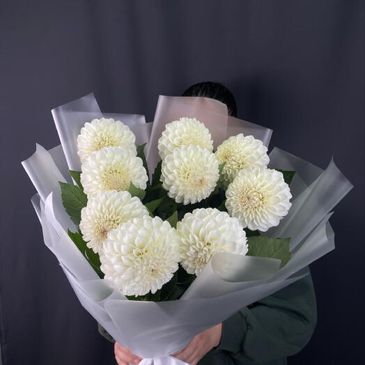 Букет из белоснежных геогинов ☺️