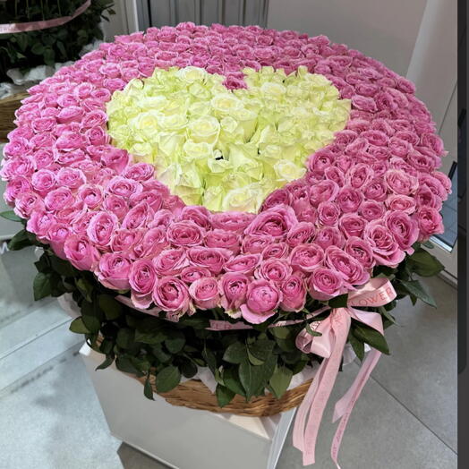 Basket XL "Heart" pink and white - 301 pieces