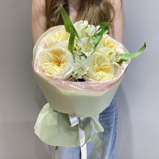 Букет из пионовидной розы Фатима и альстромерии 🌸💕