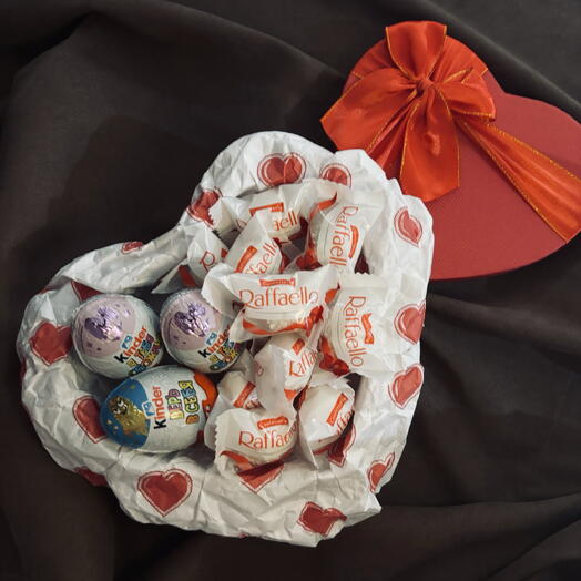 🍫СЛАДКИЙ БОКС «Киндер-сердце» "М"🍫