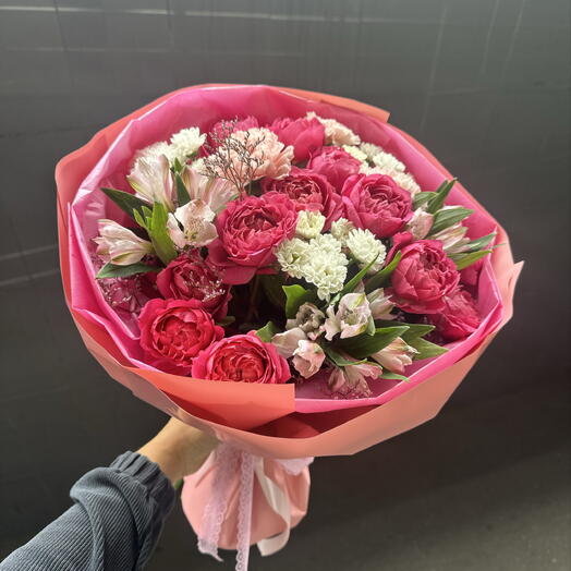 Букет 💐 комплимент Вишенка