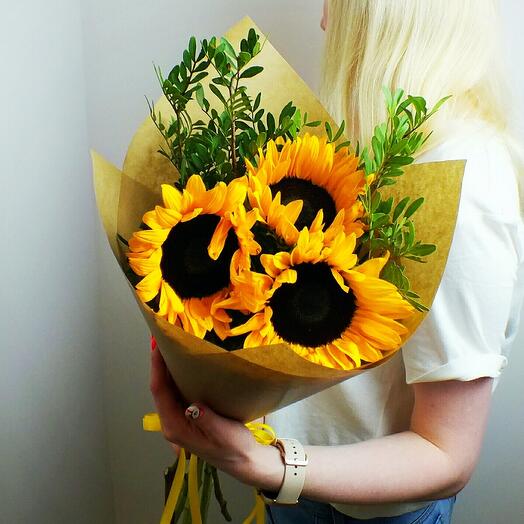 Bouquet with sunflowers