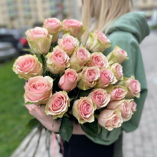 Bouquet of Ecuadorian roses