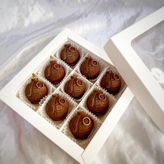 Chocolate pomegranates