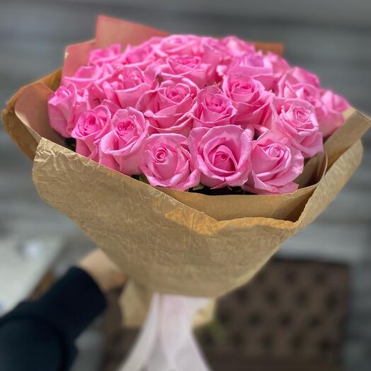 Mono rosa en la elaboración