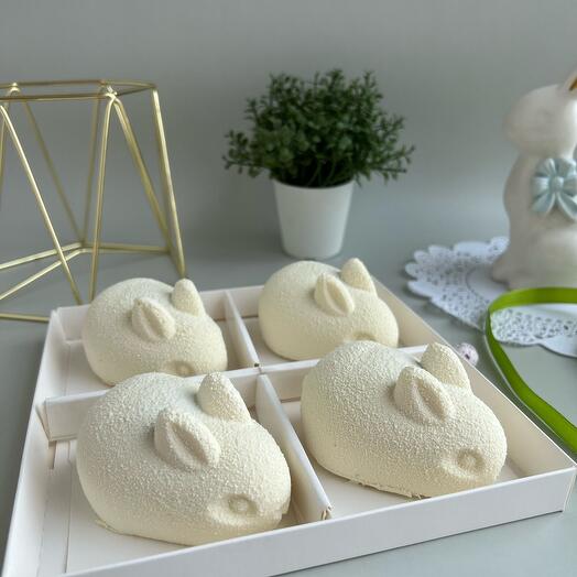 Муссовые пирожные «Зайцы» манго - маракуйя