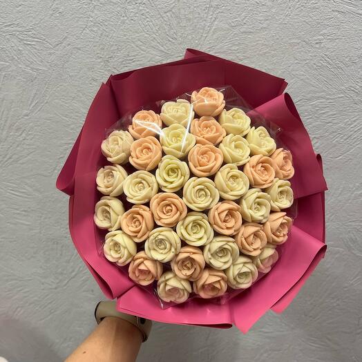 Bouquet of chocolate roses