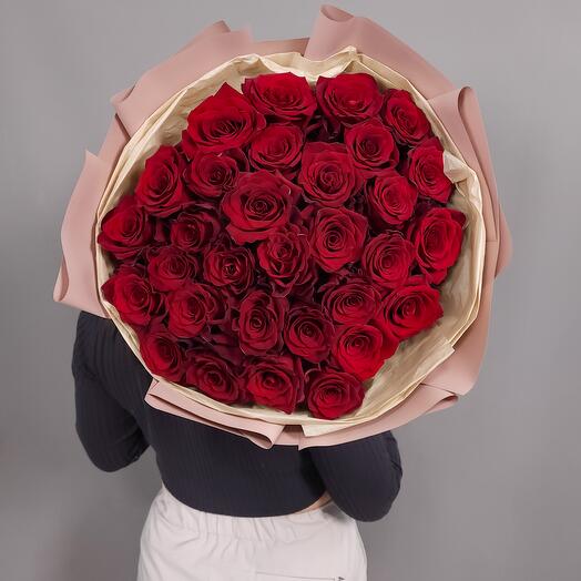 31 красная роза Эксплорер Эквадор