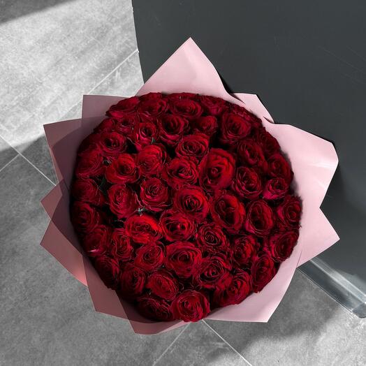 Букет красных роз Red Love