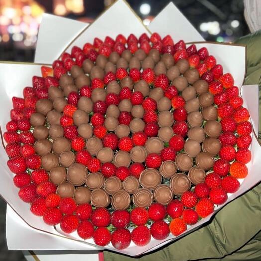 Букет из клубники)