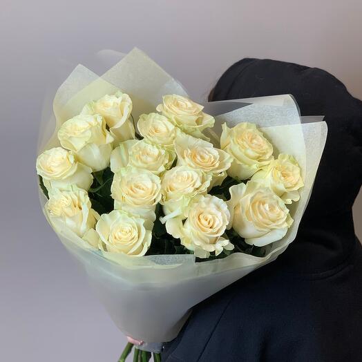 Mono ramo de rosas blancas