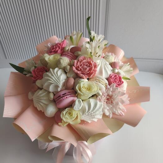 Sweet bouquet with alstroemeria