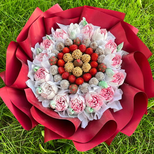 Букет из клубники любовь