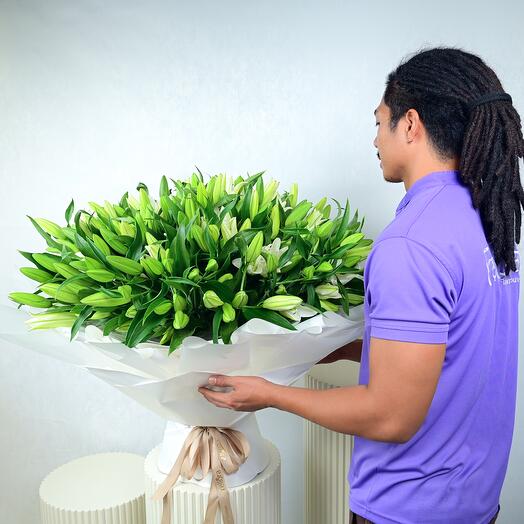 101 Lillies Bouquet-5473