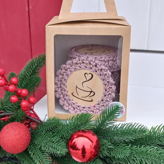 Набор Корзина с подставкой под чашку розовый