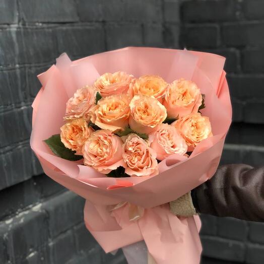 Bouquet of 11 peony-shaped roses of the Princesses variety