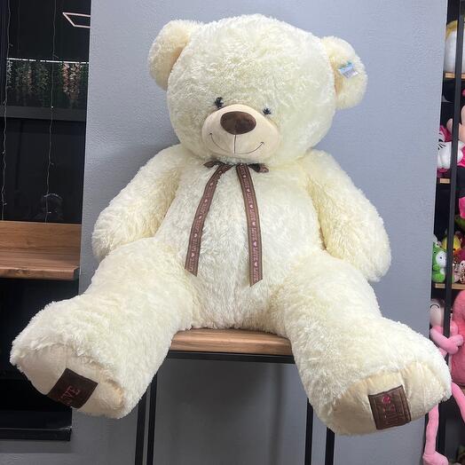 Большой плюшевый мишка