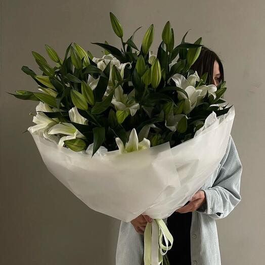 Букет из 10 лилий