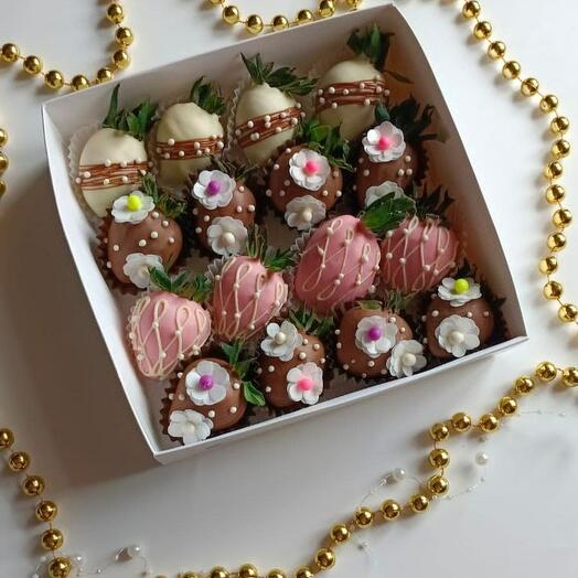 Set de fresas en chocolate 16 piezas