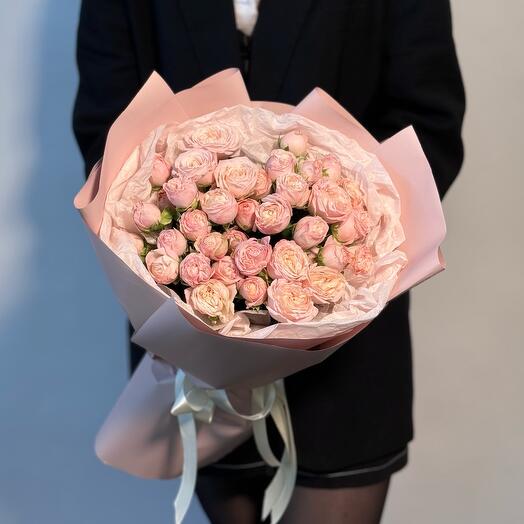 Mono bouquet of delicate bush roses Bombastic 11