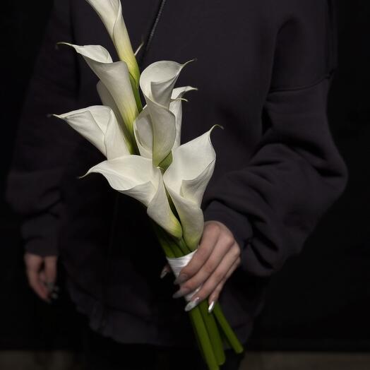 Букет невесты из изящных калл