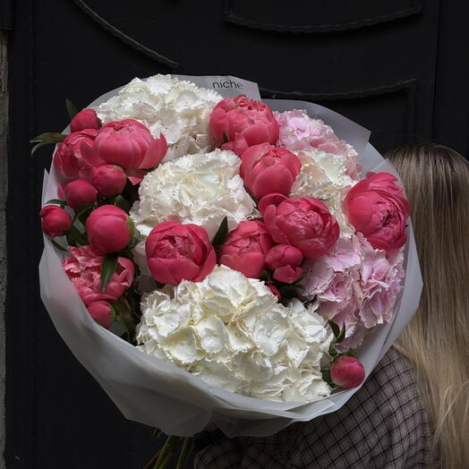 Peony with hydrangea XXL size
