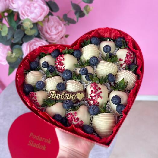 Chocolate-covered strawberries, blueberries, and hearts