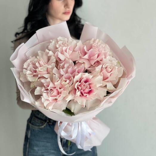 Милый нежный букет розовые французские розы