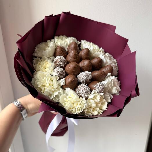 Dianthus and strawberries in chocolate bouquet